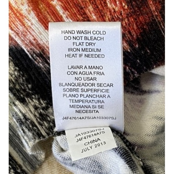 Joseph A. Women Petite Medium Cardigan Sweater Floral Painterly 3/4 Sleeve PM - Picture 8 of 12